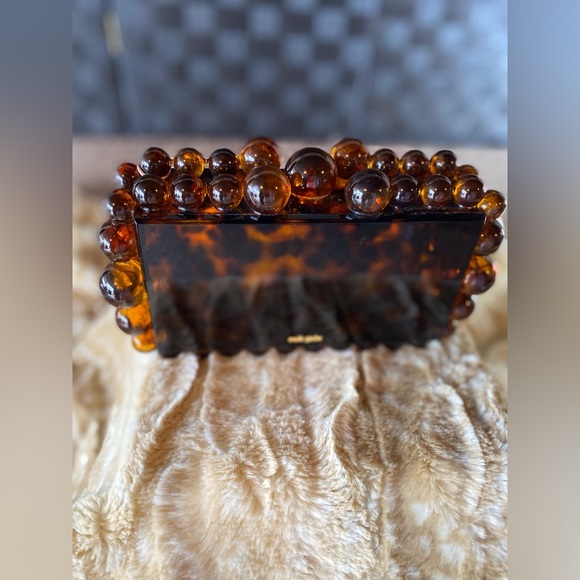 cult gaia Handbags - Cult Gaia Eos Tortoise Beaded Acrylic Box Clutch